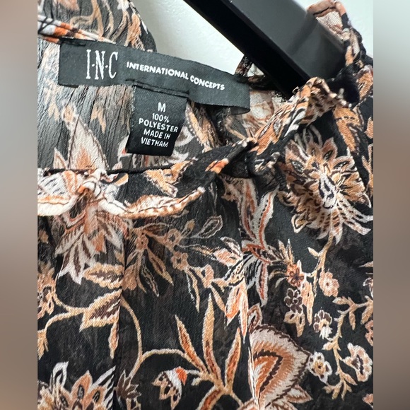INC International Concepts Floral Print Ruffle Blouse Top in Size Medium - Picture 3 of 8